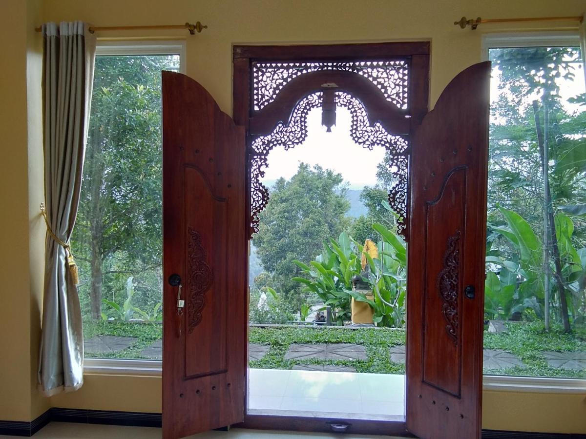Atres Sari Resort Munduk  Exterior photo