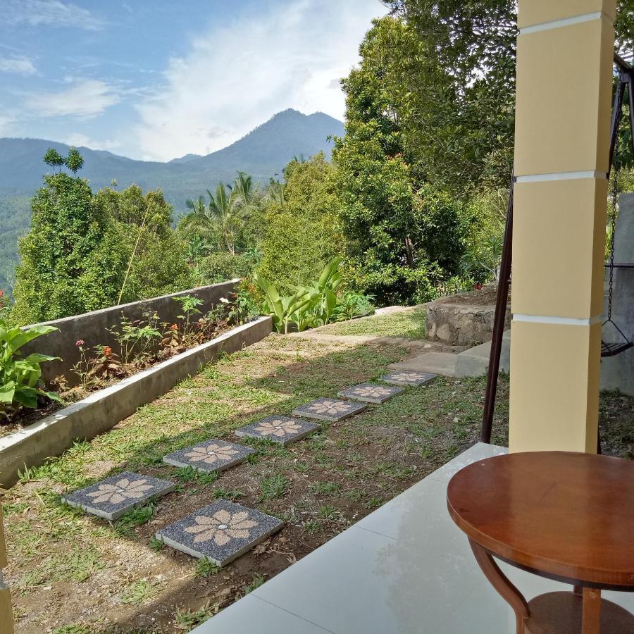Atres Sari Resort Munduk  Exterior photo