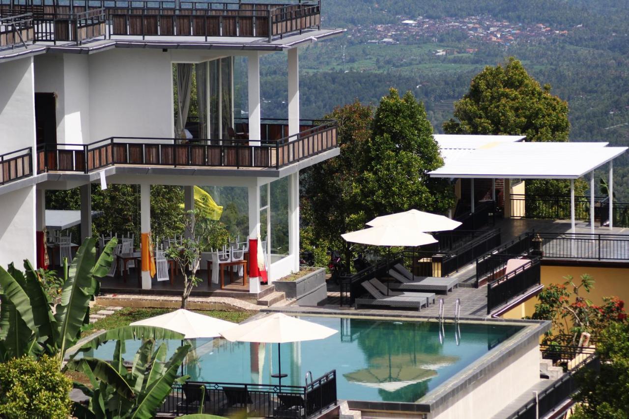Atres Sari Resort Munduk  Exterior photo
