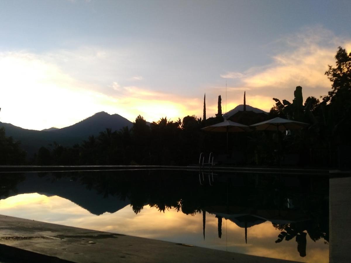 Atres Sari Resort Munduk  Exterior photo